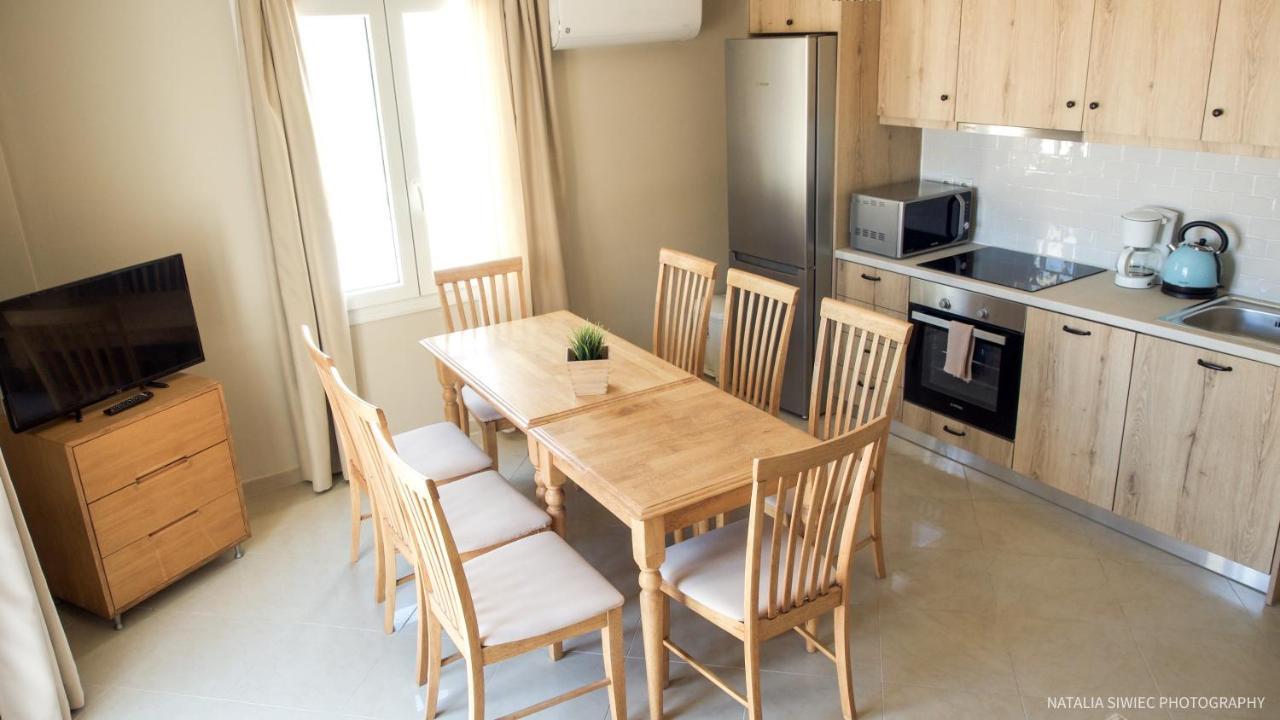Alexandra Seaside Villas Platanés エクステリア 写真