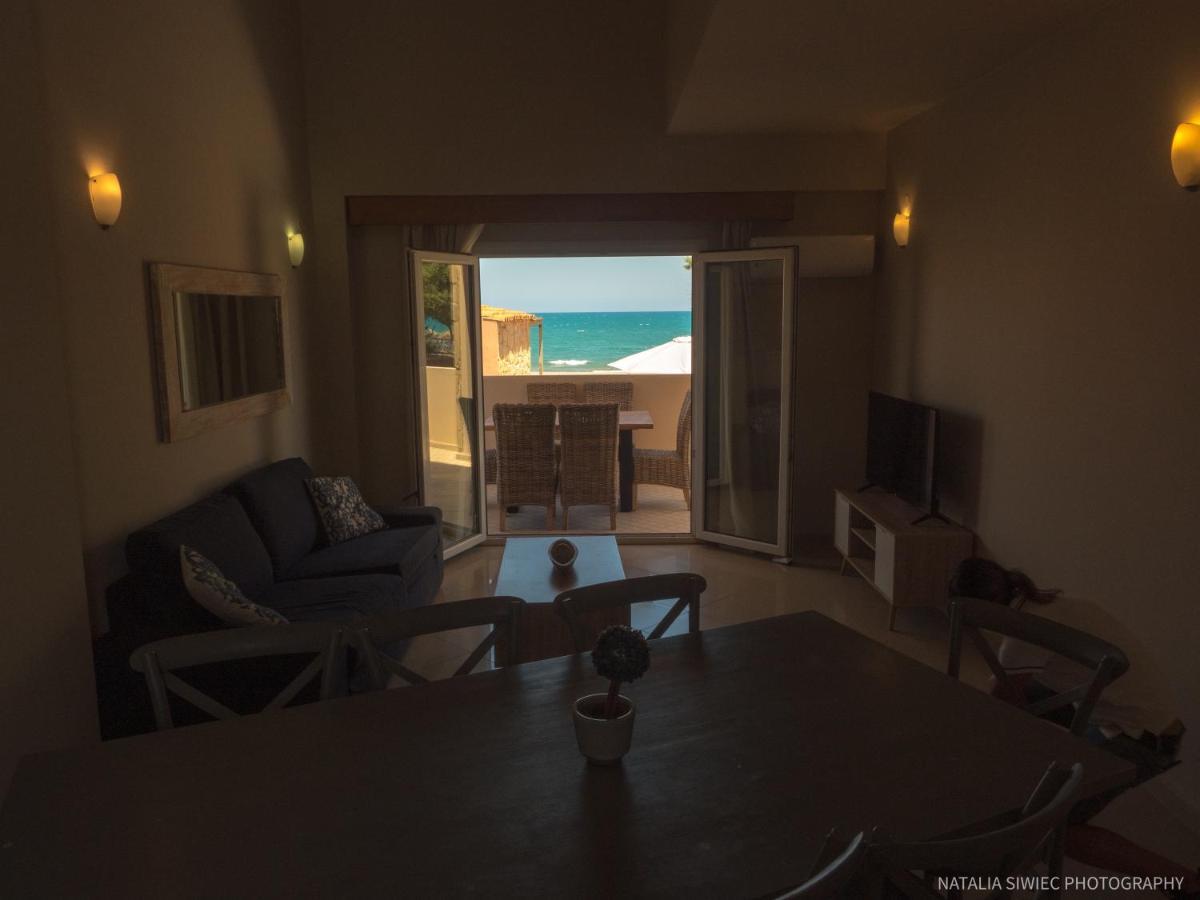 Alexandra Seaside Villas Platanés エクステリア 写真