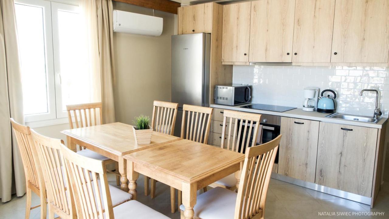 Alexandra Seaside Villas Platanés エクステリア 写真