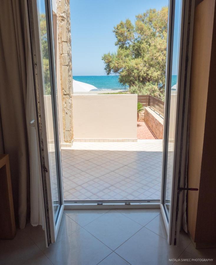 Alexandra Seaside Villas Platanés エクステリア 写真